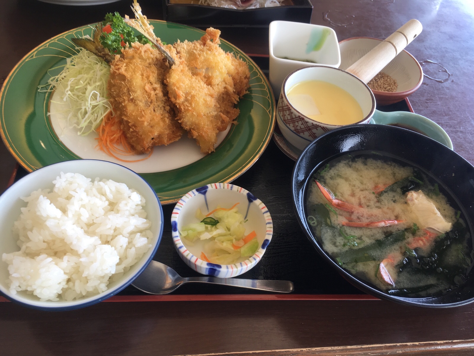 熱海で名物の味料理を堪能「でん助茶屋」 | 【GuroBlog】東京たべあるき・おさんぽ